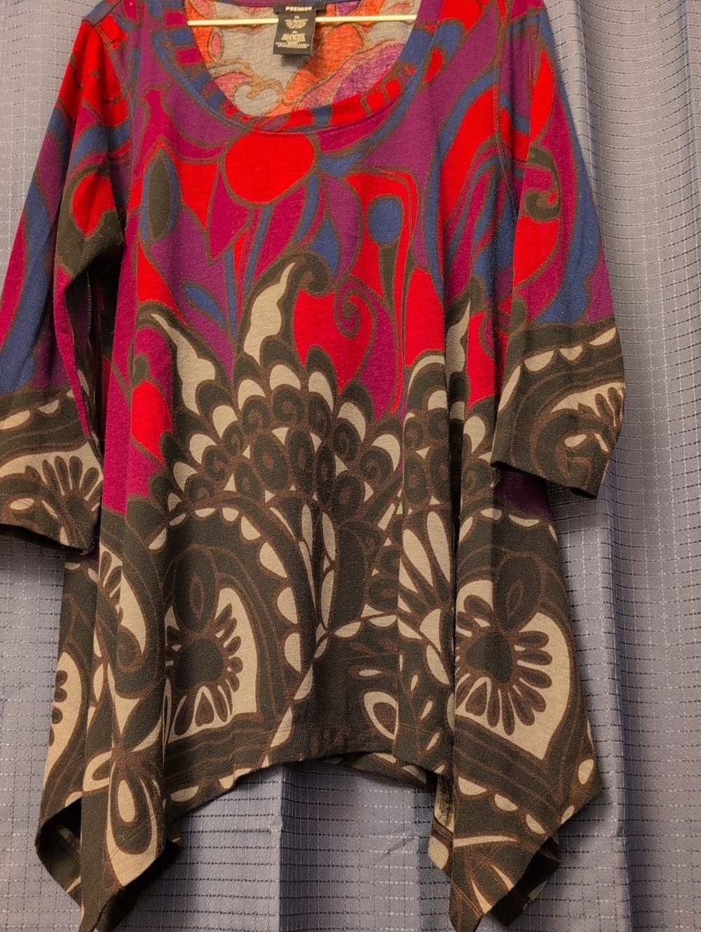 Lightweight sharkbite sweater - Picture 3 of 8